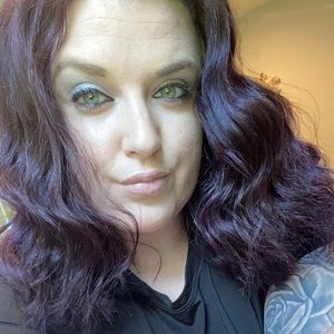 Meet your Posher, Cortney